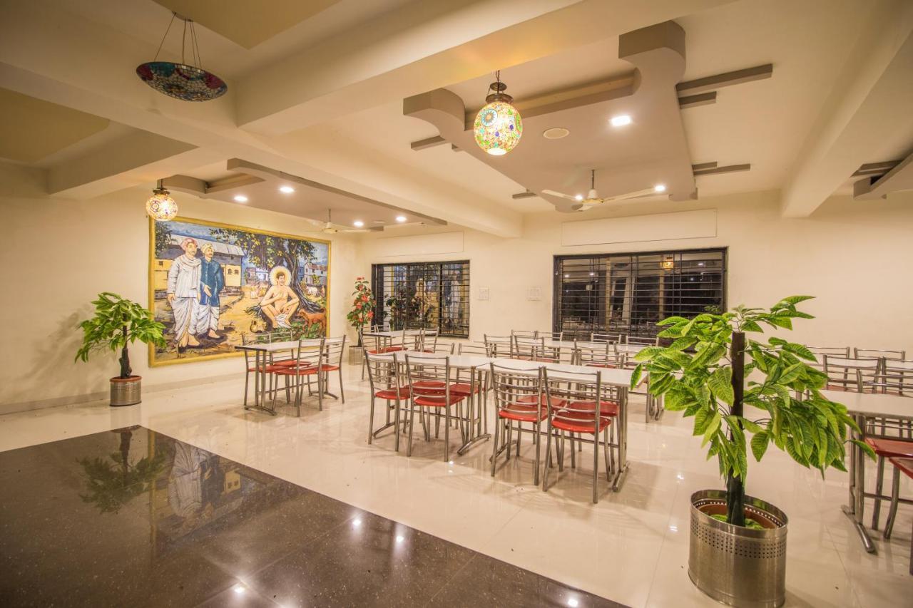 Hotel Yogiraj Palace Shegaon Εξωτερικό φωτογραφία