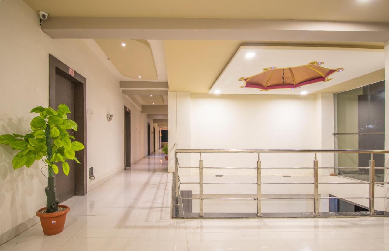 Hotel Yogiraj Palace Shegaon Εξωτερικό φωτογραφία